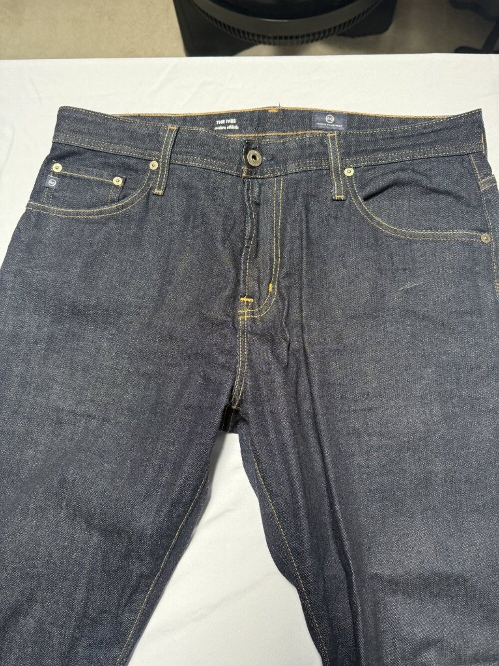 AG The Ives Modern Athletic Jeans Dark Raw Indigo 33